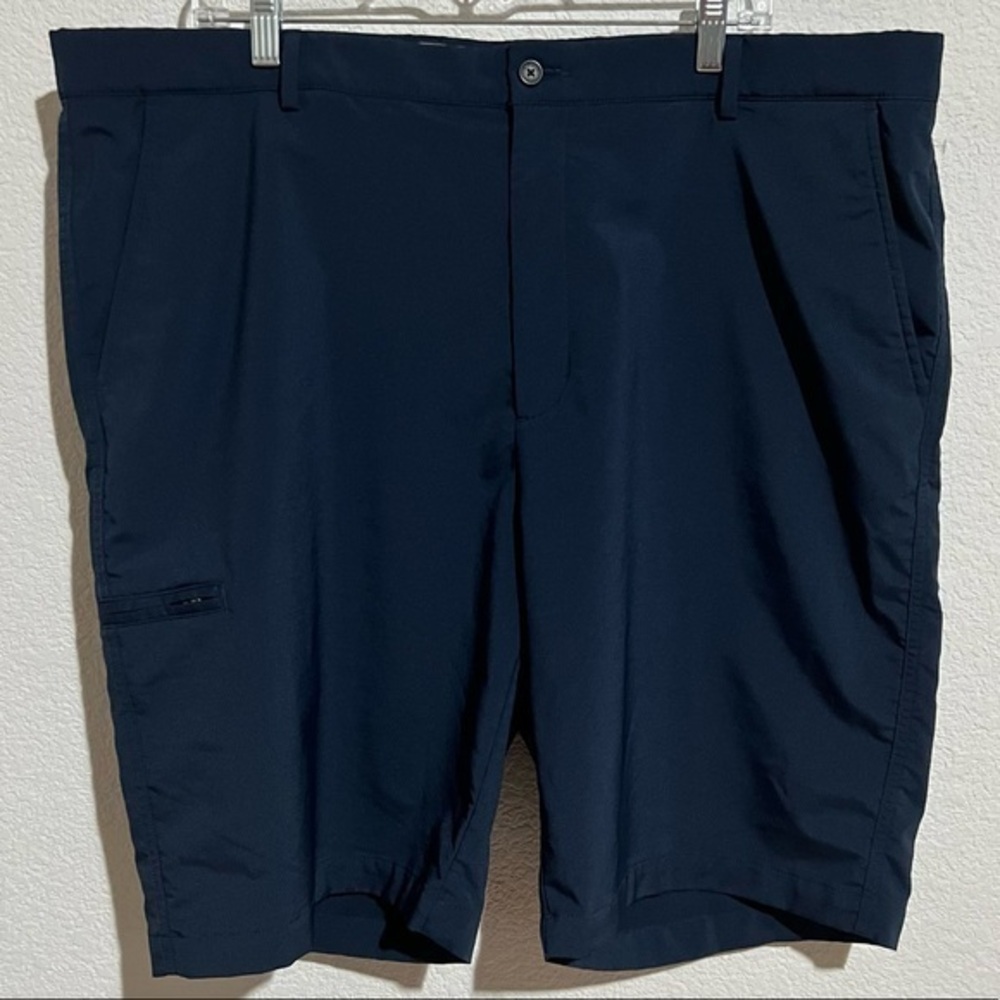 Greg Norman Performance Golf Shorts Navy  Tan 5 Pocket New 42